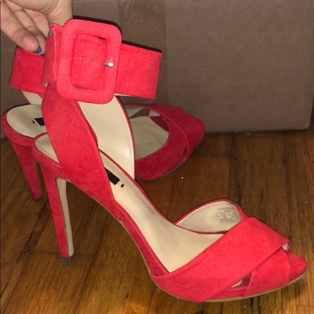 Zara buckle sandals heels in scarlet red suede